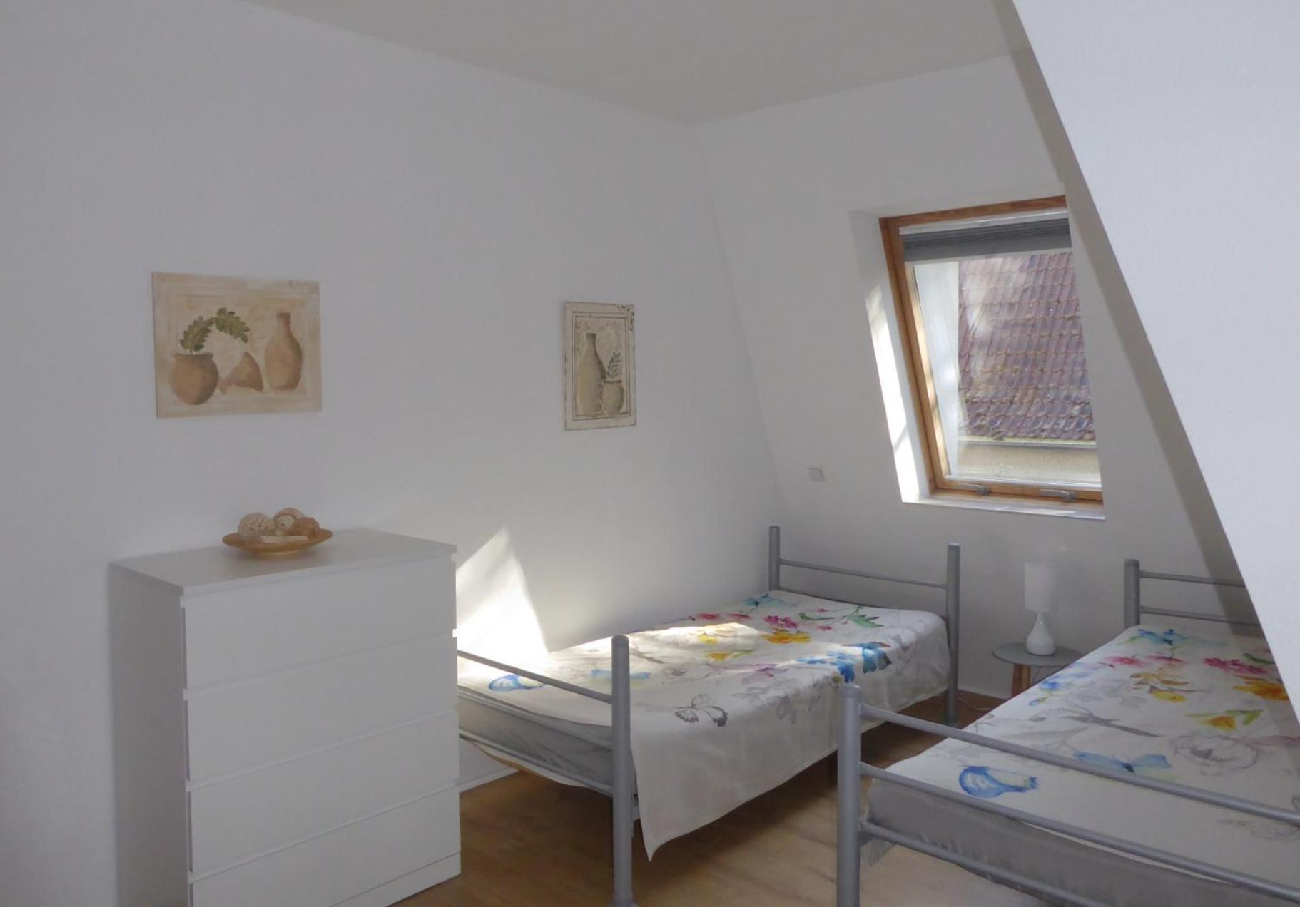 App. Weisses Haus Apartment Hohen Neuendorf Bagian luar foto