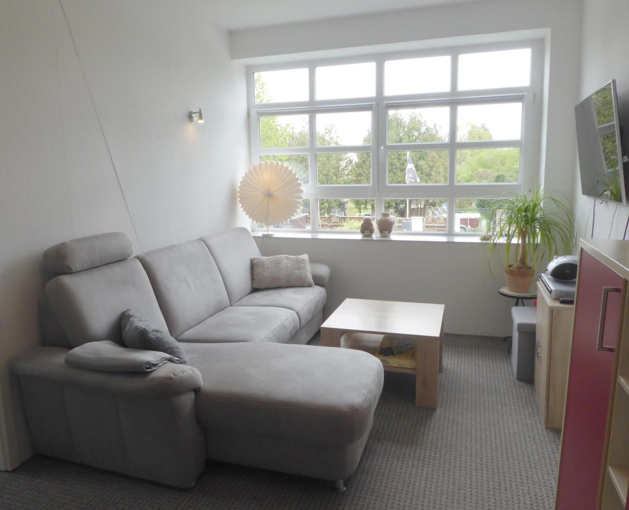 App. Weisses Haus Apartment Hohen Neuendorf Bagian luar foto